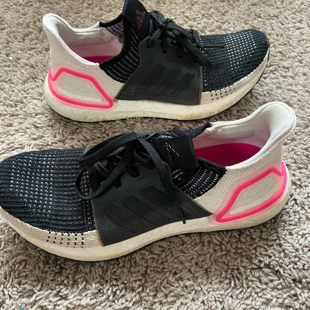 black and white adidas shoes size 8 women’s